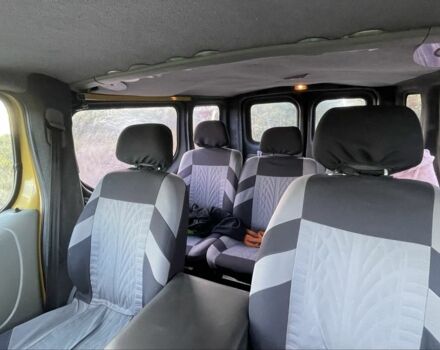 Желтый Рено Трафик, объемом двигателя 1.9 л и пробегом 390 тыс. км за 7299 $, фото 7 на Automoto.ua