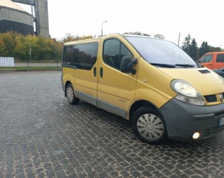 Желтый Рено Трафик, объемом двигателя 1.9 л и пробегом 573 тыс. км за 5500 $, фото 2 на Automoto.ua