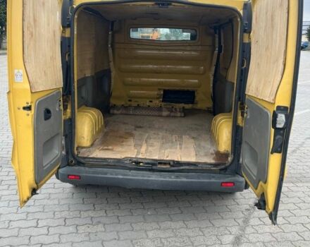 Желтый Рено Трафик, объемом двигателя 1.9 л и пробегом 400 тыс. км за 2700 $, фото 7 на Automoto.ua