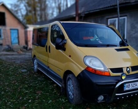 Желтый Рено Трафик, объемом двигателя 1.9 л и пробегом 300 тыс. км за 8500 $, фото 1 на Automoto.ua