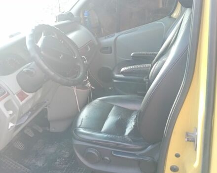 Желтый Рено Трафик, объемом двигателя 1.9 л и пробегом 471 тыс. км за 6800 $, фото 5 на Automoto.ua