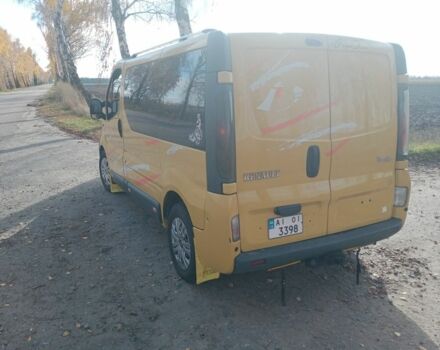 Желтый Рено Трафик, объемом двигателя 1.9 л и пробегом 471 тыс. км за 6800 $, фото 4 на Automoto.ua