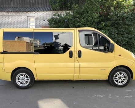 Желтый Рено Трафик, объемом двигателя 2 л и пробегом 430 тыс. км за 10500 $, фото 3 на Automoto.ua