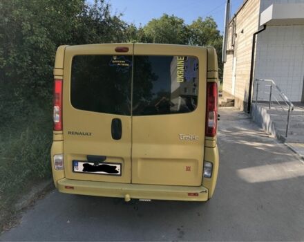 Желтый Рено Трафик, объемом двигателя 2 л и пробегом 430 тыс. км за 10500 $, фото 2 на Automoto.ua