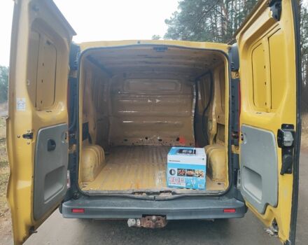 Желтый Рено Трафик, объемом двигателя 1.9 л и пробегом 410 тыс. км за 3950 $, фото 8 на Automoto.ua