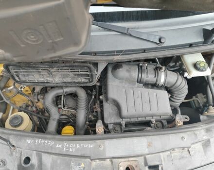 Желтый Рено Трафик, объемом двигателя 1.9 л и пробегом 410 тыс. км за 3950 $, фото 19 на Automoto.ua