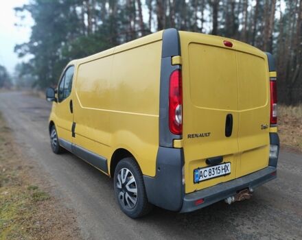 Желтый Рено Трафик, объемом двигателя 1.9 л и пробегом 410 тыс. км за 3950 $, фото 6 на Automoto.ua