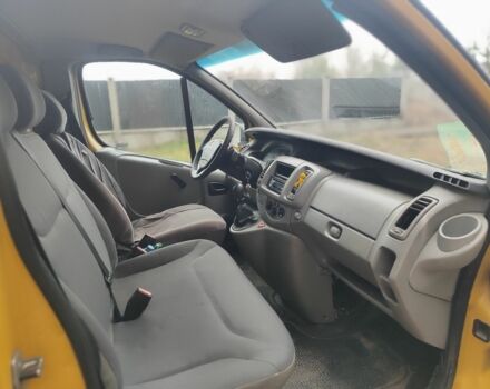 Желтый Рено Трафик, объемом двигателя 1.9 л и пробегом 410 тыс. км за 3950 $, фото 10 на Automoto.ua