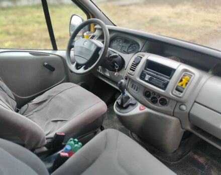 Желтый Рено Трафик, объемом двигателя 1.9 л и пробегом 410 тыс. км за 3950 $, фото 11 на Automoto.ua