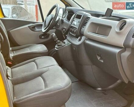 Желтый Рено Трафик, объемом двигателя 1.6 л и пробегом 170 тыс. км за 12990 $, фото 17 на Automoto.ua