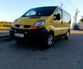 Желтый Рено Трафик, объемом двигателя 1.9 л и пробегом 2 тыс. км за 5526 $, фото 1 на Automoto.ua