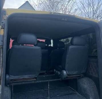 Желтый Рено Трафик, объемом двигателя 1.9 л и пробегом 450 тыс. км за 5700 $, фото 5 на Automoto.ua