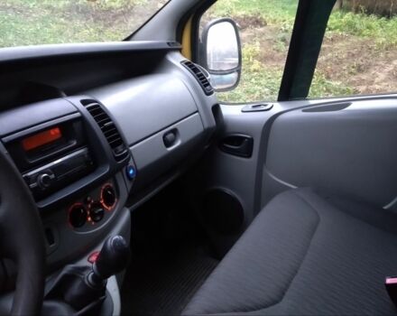 Желтый Рено Трафик, объемом двигателя 1.9 л и пробегом 374 тыс. км за 5200 $, фото 6 на Automoto.ua