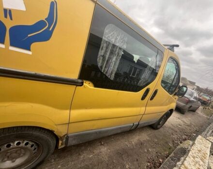 Желтый Рено Трафик, объемом двигателя 0 л и пробегом 3 тыс. км за 3200 $, фото 3 на Automoto.ua