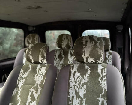 Желтый Рено Трафик, объемом двигателя 1.9 л и пробегом 315 тыс. км за 4950 $, фото 4 на Automoto.ua