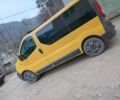 Желтый Рено Трафик, объемом двигателя 0 л и пробегом 303 тыс. км за 5200 $, фото 1 на Automoto.ua