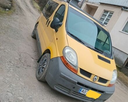 Желтый Рено Трафик, объемом двигателя 0 л и пробегом 303 тыс. км за 5200 $, фото 3 на Automoto.ua