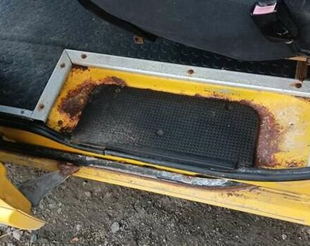 Желтый Рено Трафик, объемом двигателя 1.87 л и пробегом 390 тыс. км за 6500 $, фото 14 на Automoto.ua