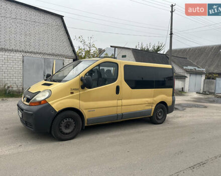 Желтый Рено Трафик, объемом двигателя 1.87 л и пробегом 380 тыс. км за 5500 $, фото 8 на Automoto.ua