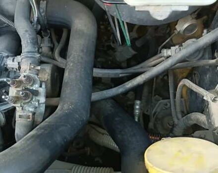 Желтый Рено Трафик, объемом двигателя 1.87 л и пробегом 390 тыс. км за 6500 $, фото 3 на Automoto.ua