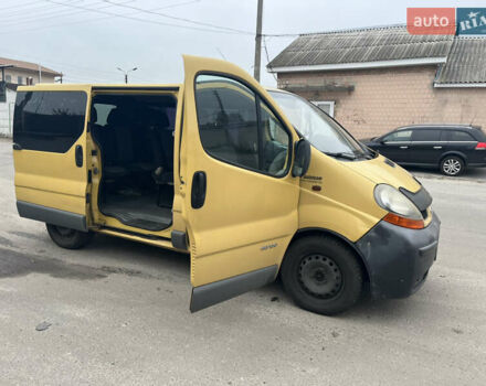Желтый Рено Трафик, объемом двигателя 1.87 л и пробегом 380 тыс. км за 5500 $, фото 7 на Automoto.ua