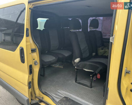 Желтый Рено Трафик, объемом двигателя 1.87 л и пробегом 380 тыс. км за 5500 $, фото 6 на Automoto.ua