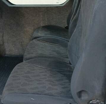 Желтый Рено Трафик, объемом двигателя 1.87 л и пробегом 390 тыс. км за 6500 $, фото 13 на Automoto.ua