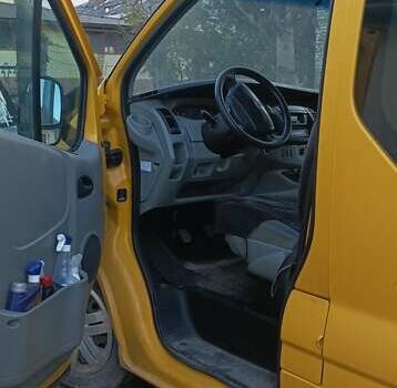 Желтый Рено Трафик, объемом двигателя 1.87 л и пробегом 390 тыс. км за 6500 $, фото 24 на Automoto.ua