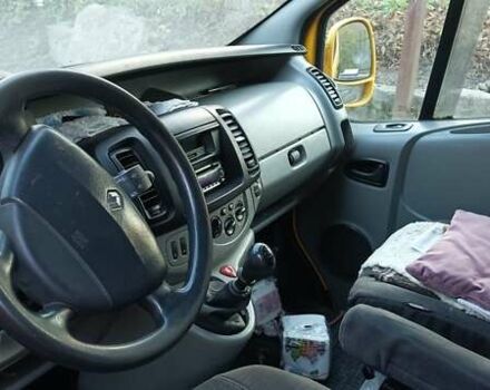 Желтый Рено Трафик, объемом двигателя 1.87 л и пробегом 390 тыс. км за 6500 $, фото 21 на Automoto.ua