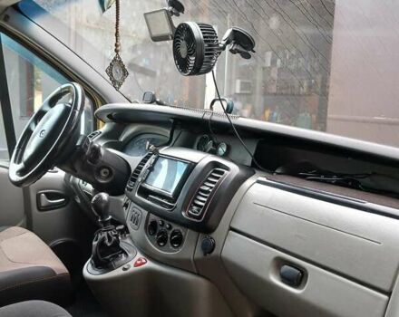 Жовтий Рено Трафік, об'ємом двигуна 1.9 л та пробігом 300 тис. км за 9900 $, фото 9 на Automoto.ua