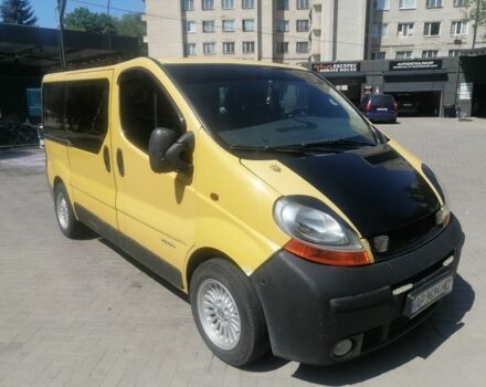 Желтый Рено Трафик, объемом двигателя 1 л и пробегом 35 тыс. км за 9500 $, фото 2 на Automoto.ua