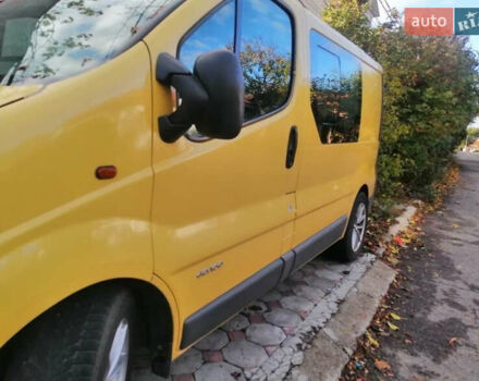 Желтый Рено Трафик, объемом двигателя 1.87 л и пробегом 416 тыс. км за 6000 $, фото 1 на Automoto.ua