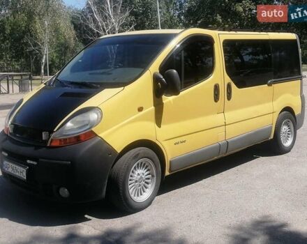 Желтый Рено Трафик, объемом двигателя 1 л и пробегом 35 тыс. км за 9500 $, фото 2 на Automoto.ua