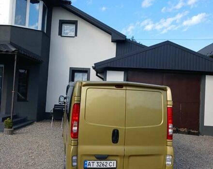 Жовтий Рено Трафік, об'ємом двигуна 1.9 л та пробігом 300 тис. км за 9900 $, фото 4 на Automoto.ua