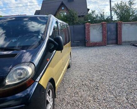 Жовтий Рено Трафік, об'ємом двигуна 1.9 л та пробігом 300 тис. км за 9900 $, фото 1 на Automoto.ua