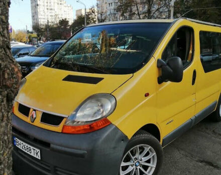 Желтый Рено Трафик, объемом двигателя 1.87 л и пробегом 416 тыс. км за 6000 $, фото 3 на Automoto.ua