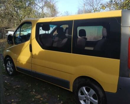 Желтый Рено Трафик, объемом двигателя 2 л и пробегом 241 тыс. км за 8200 $, фото 2 на Automoto.ua