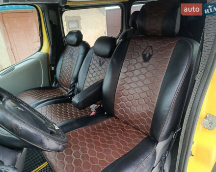 Жовтий Рено Трафік, об'ємом двигуна 2 л та пробігом 277 тис. км за 8900 $, фото 9 на Automoto.ua