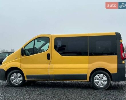 Желтый Рено Трафик, объемом двигателя 2 л и пробегом 187 тыс. км за 8990 $, фото 3 на Automoto.ua