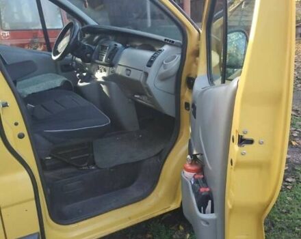 Жовтий Рено Трафік, об'ємом двигуна 2 л та пробігом 244 тис. км за 8500 $, фото 5 на Automoto.ua