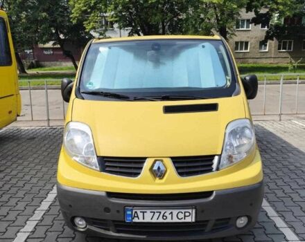 Рено Трафик 2007 в Полтаве на Automoto.ua Желтый Рено Трафик, объемом двигателя 2 л и пробегом 280 тыс. км за 10000 $, фото 1 на Automoto.ua