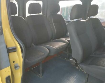 Желтый Рено Трафик, объемом двигателя 2 л и пробегом 241 тыс. км за 8200 $, фото 9 на Automoto.ua