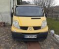 Желтый Рено Трафик, объемом двигателя 2 л и пробегом 349 тыс. км за 7500 $, фото 1 на Automoto.ua