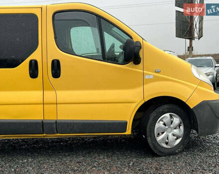 Желтый Рено Трафик, объемом двигателя 2 л и пробегом 187 тыс. км за 8990 $, фото 10 на Automoto.ua