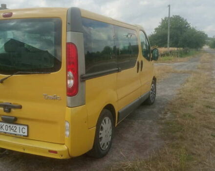 Рено Трафик 2008 в Луцке на Automoto.ua Желтый Рено Трафик, объемом двигателя 2 л и пробегом 356 тыс. км за 8600 $, фото 7 на Automoto.ua