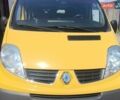Желтый Рено Трафик, объемом двигателя 2.46 л и пробегом 289 тыс. км за 10500 $, фото 1 на Automoto.ua