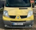 Желтый Рено Трафик, объемом двигателя 2 л и пробегом 250 тыс. км за 11500 $, фото 1 на Automoto.ua