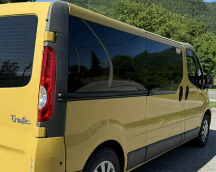 Жовтий Рено Трафік, об'ємом двигуна 2 л та пробігом 355 тис. км за 13000 $, фото 5 на Automoto.ua