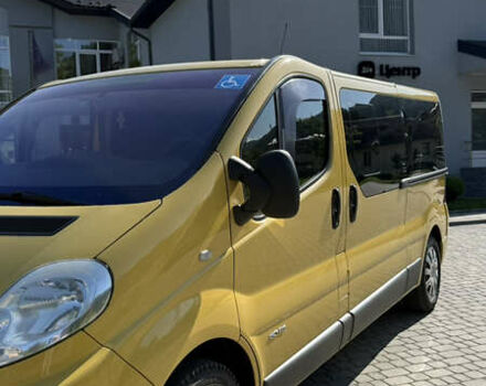 Жовтий Рено Трафік, об'ємом двигуна 2 л та пробігом 355 тис. км за 13000 $, фото 2 на Automoto.ua