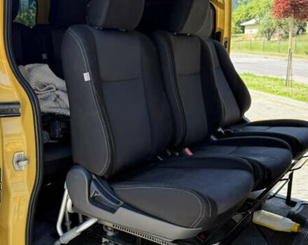 Жовтий Рено Трафік, об'ємом двигуна 2 л та пробігом 355 тис. км за 13000 $, фото 10 на Automoto.ua